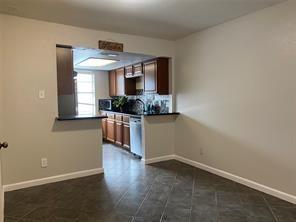Building Photo - 14333 Memorial Dr