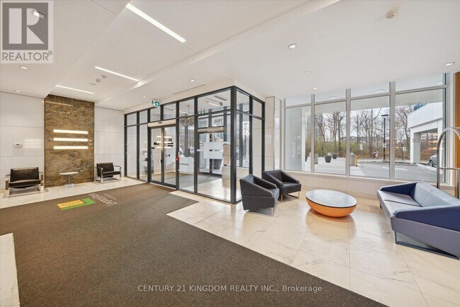 Building Photo - 7890 Bathurst St