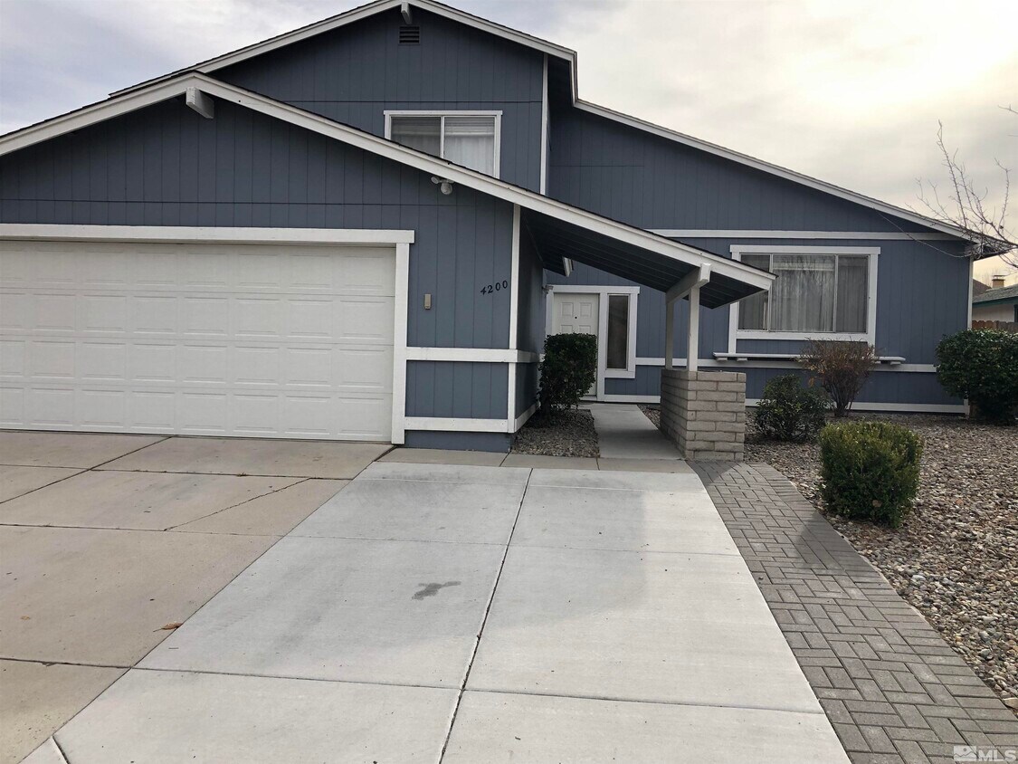 4200 Mira Loma Dr, Reno, NV 89502 House for Rent in Reno, NV