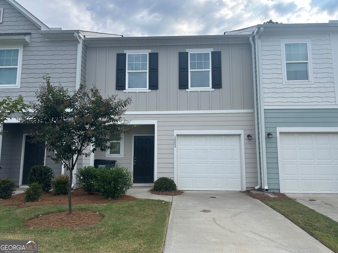 Foto principal - 1002 Paddington Dr