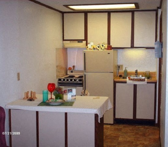 Building Photo - Ranchside