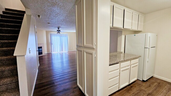 Foto del edificio - Boulder Springs Apartments