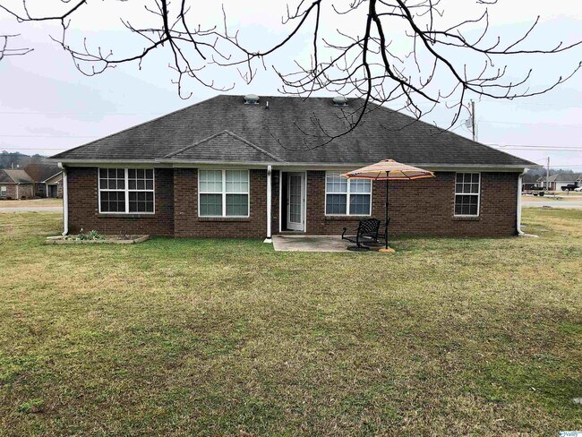 Foto del edificio - 322 Eagle Ridge Dr