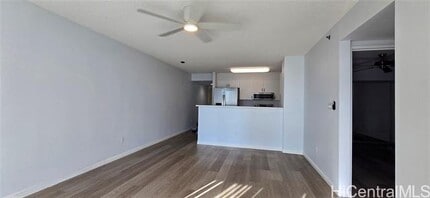 Building Photo - 1448 Young St
