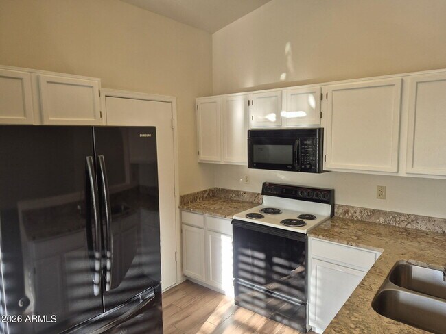 Foto del edificio - 6570 S Cypress Point Dr