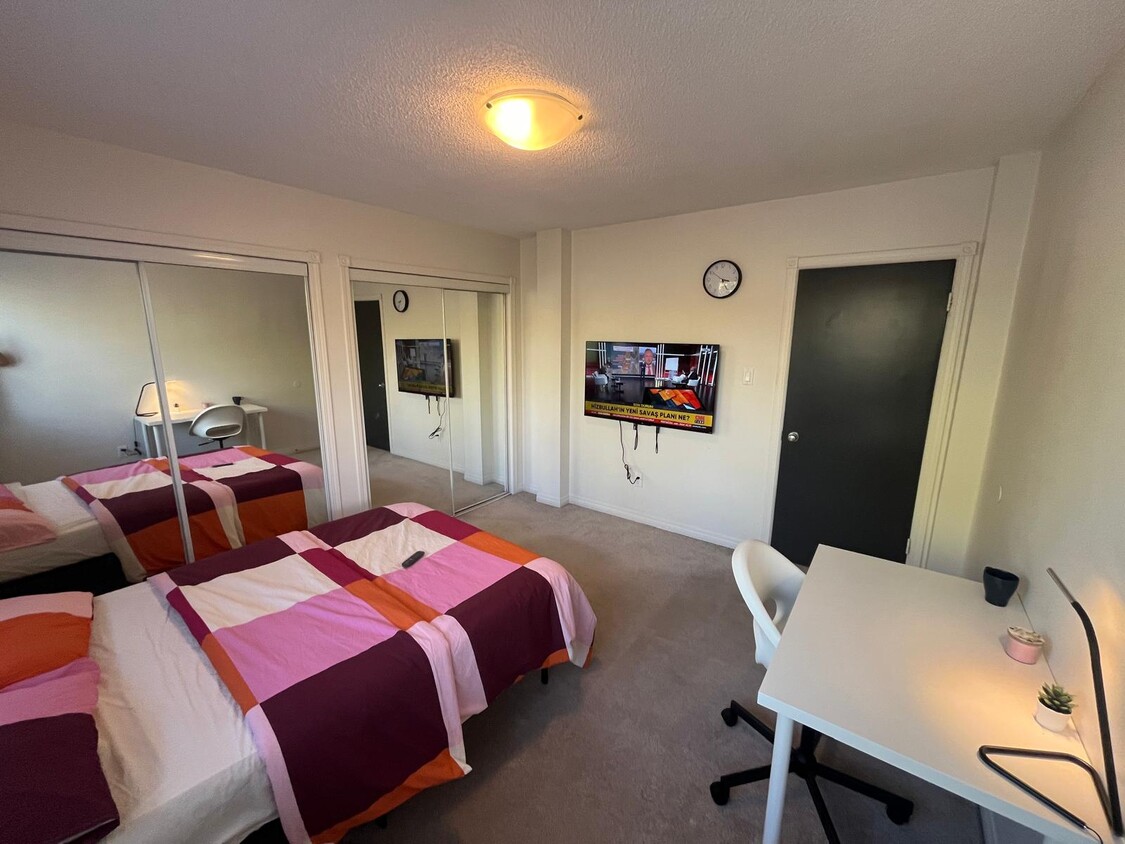Photo principale - 2241-2214 14 St SW