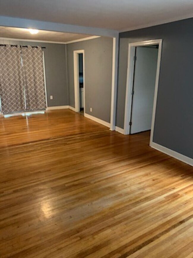 Foto del edificio - 4516 E Dearing Rd