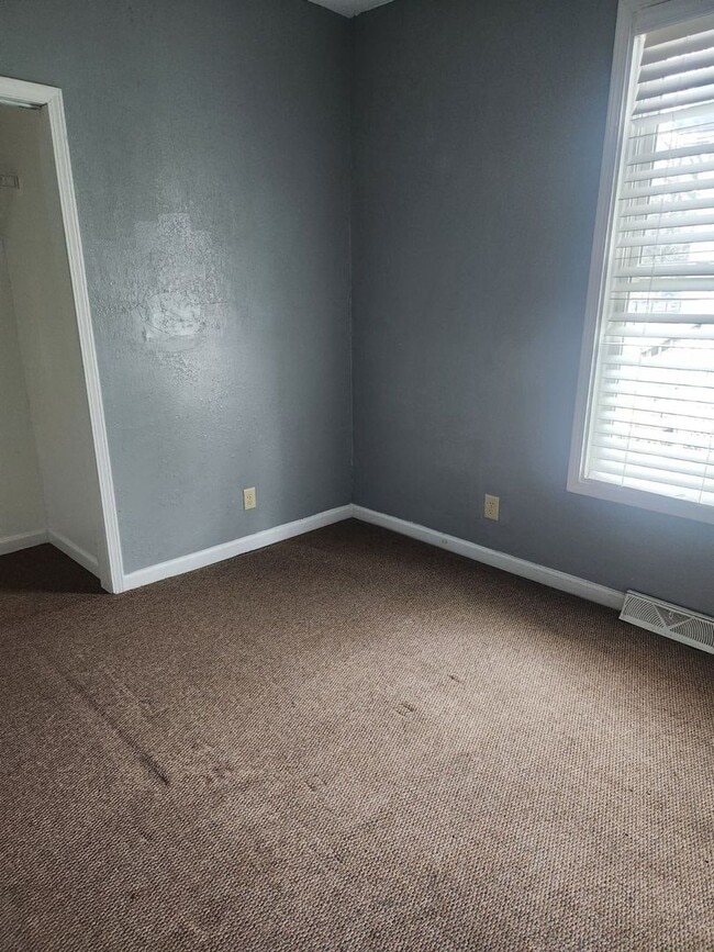 Foto del edificio - Quaint 2 BR/1 BA home section 8 preferred!