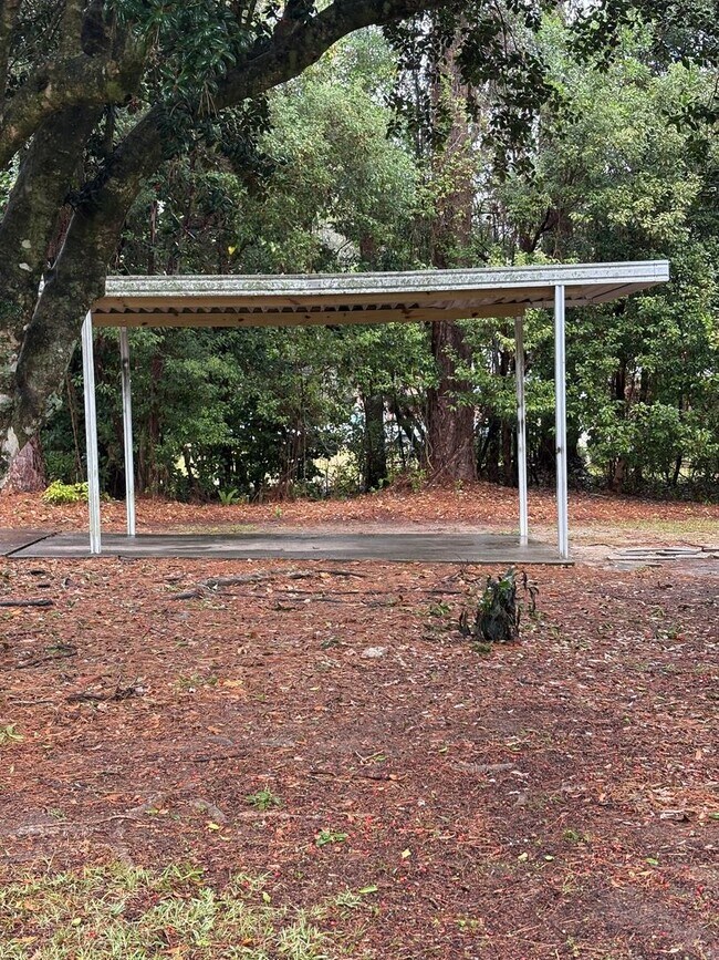 Foto del edificio - Duplex near Levy Park