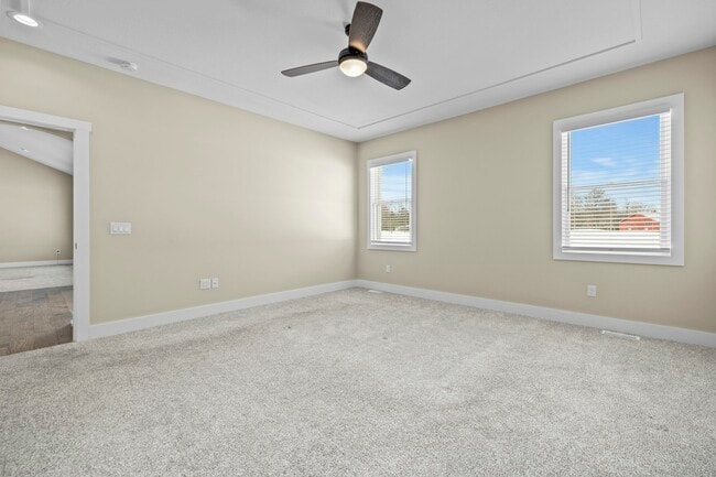 Building Photo - 37 Briarcrest Dr