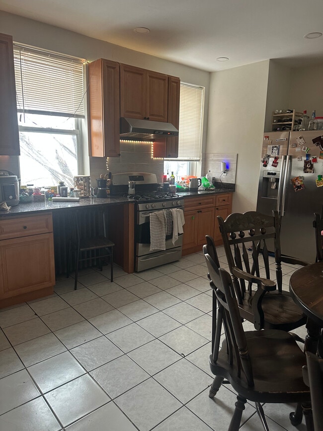 Photo - 16 Copenger St Apartment