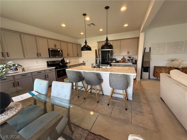 Foto del edificio - 9234 Swift Current Dr