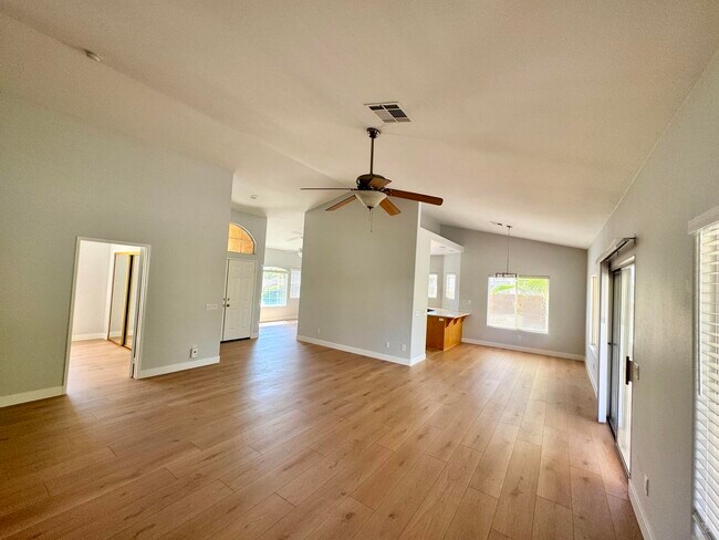 Building Photo - 79130 Ocotillo Dr