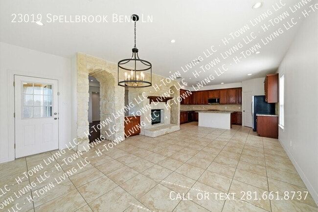 Foto del edificio - 23019 Spellbrook Bend Ln