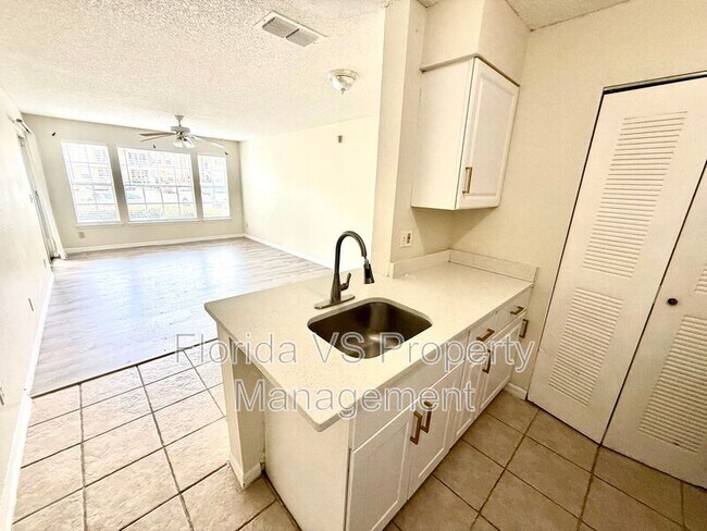 Foto del edificio - 1073 S Hiawassee Rd