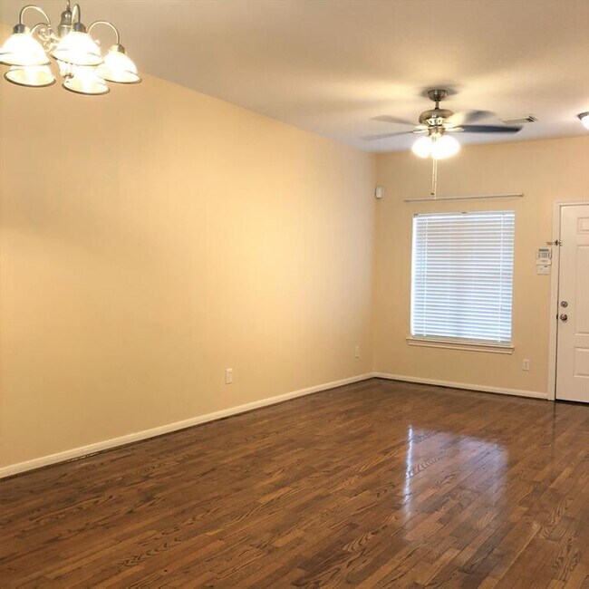 Building Photo - 14551 Roaring Fork Ln