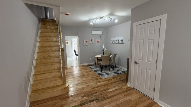 Photo - 1635 Lecount St Townhome