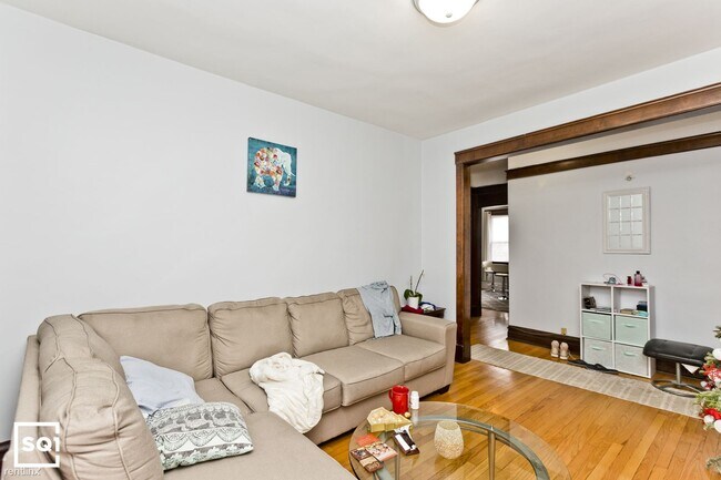 Foto del edificio - 4107 N Ashland Ave