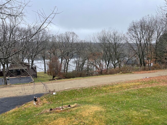 Building Photo - Lease to Own this Beautiful Home in Dahind...