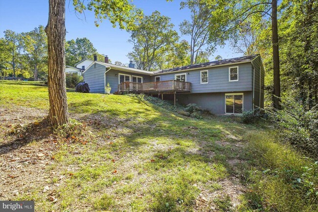 Building Photo - 4978 Tall Oaks Dr