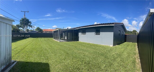 Foto del edificio - 11080 SW 62nd Terrace