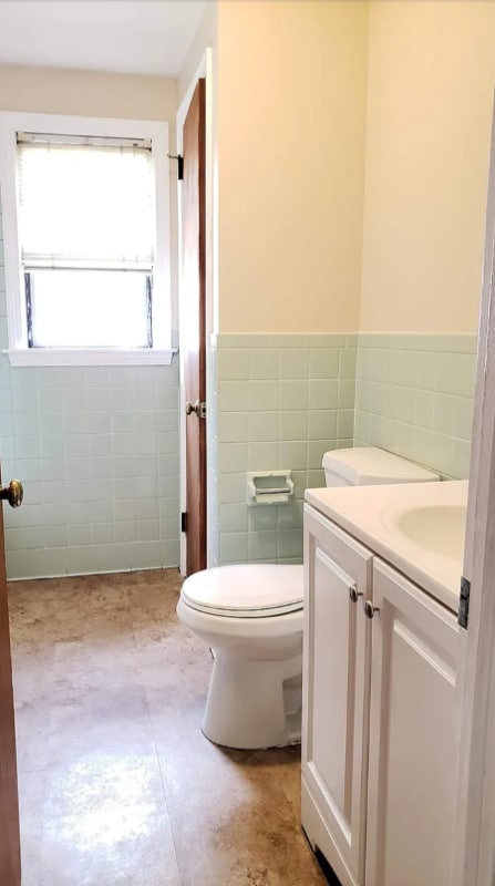 Foto del edificio - 51-53-53 Whiting Rd