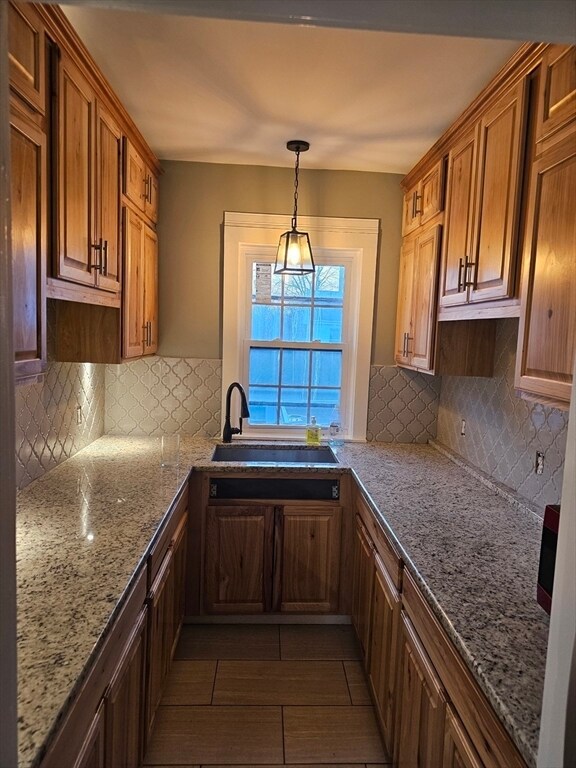 Foto del edificio - 167 S Main St