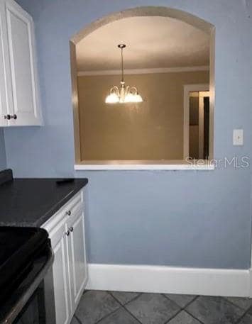 Building Photo - 115 E Vanderbilt St