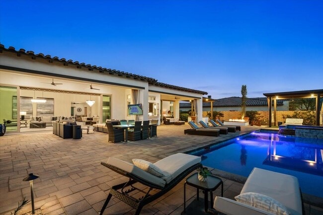 Foto del edificio - 54770 Cavalcade Ct