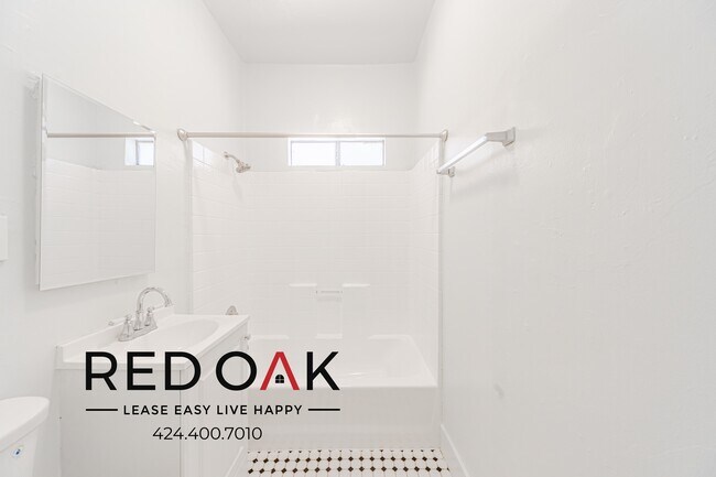 Foto del edificio - 4811 Melrose Ave