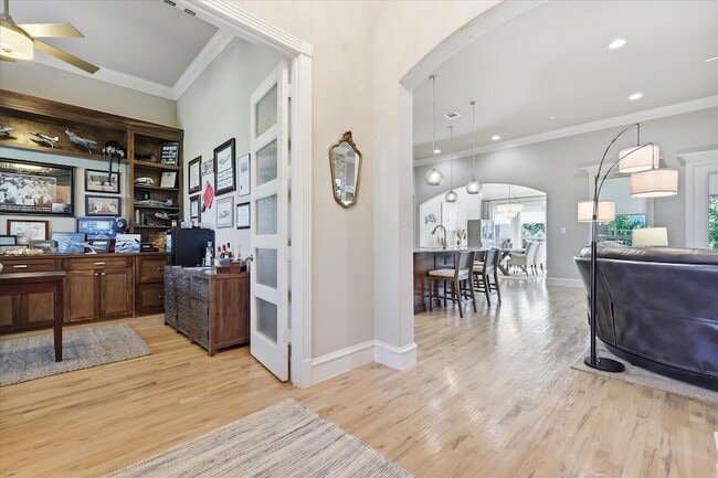 Building Photo - 6630 Caliche Cir