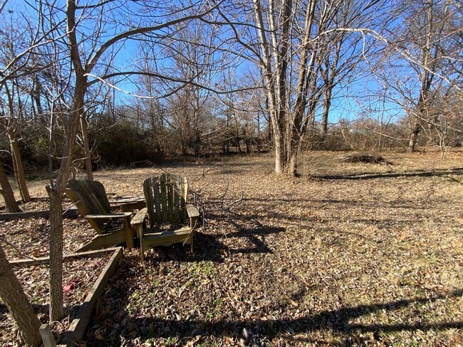 Foto del edificio - 1416 W Worley St