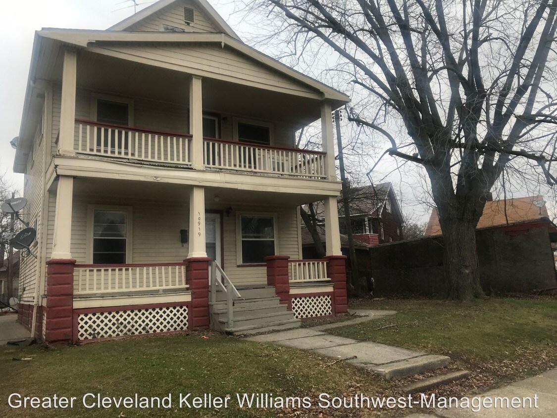 Primary Photo - 10919 Sandusky Ave