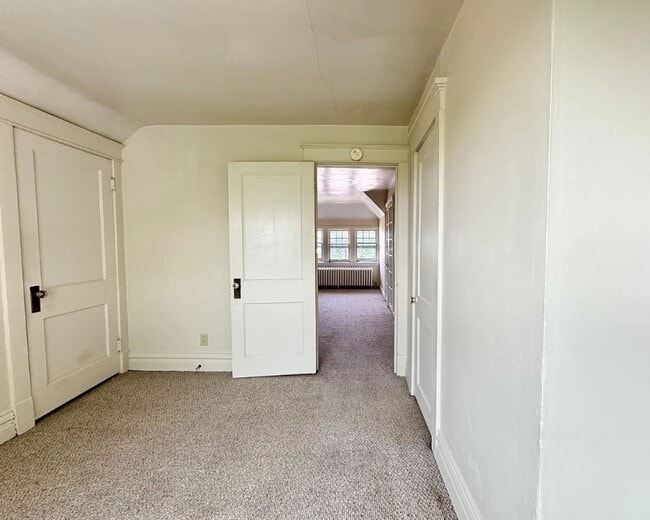 Foto del edificio - 1804 E 4th St