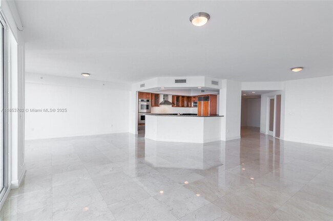 Building Photo - 3301 NE 183rd St