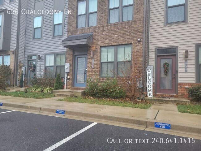 Foto del edificio - 656 Chalcedony Ln