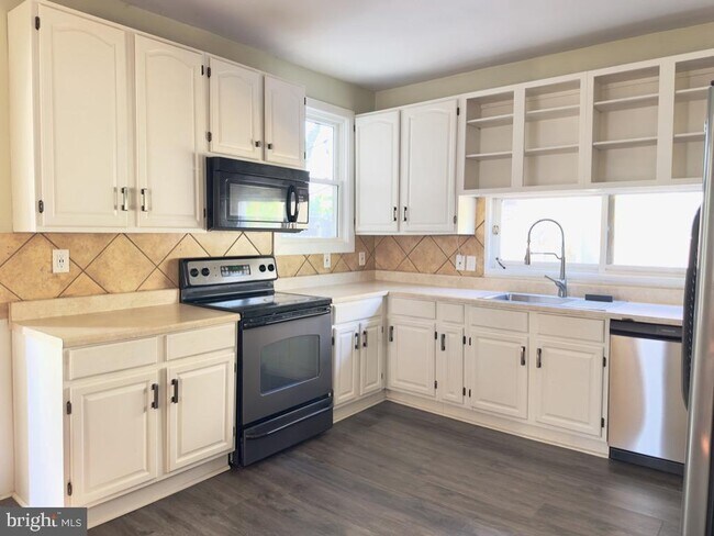 Foto del edificio - 1935 New Holland Pike