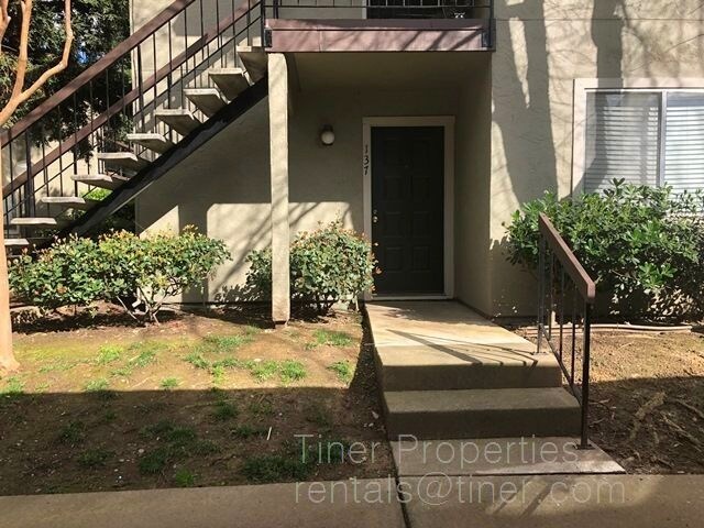 Foto del edificio - Natomas 2 Bedroom Condominium in Gated Com...