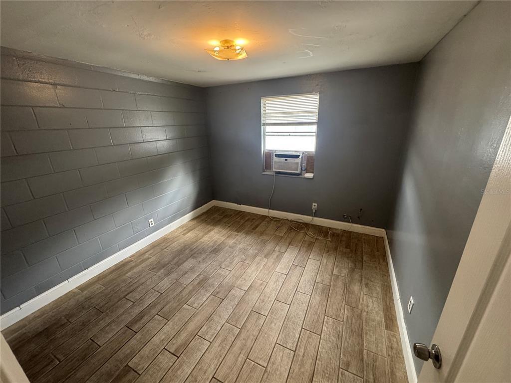 Foto del edificio - 8105 N Klondyke St