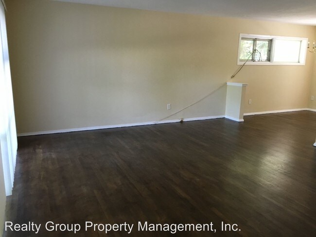 Foto del edificio - 324 W Edmonston Dr