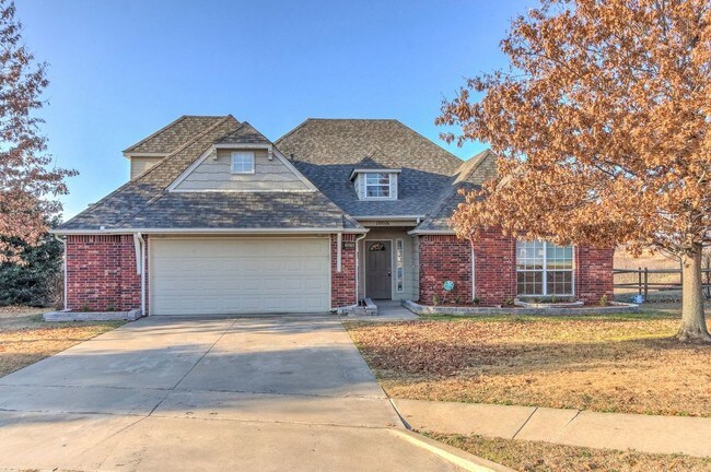 Building Photo - OVERLOOKS POND IN OWASSO