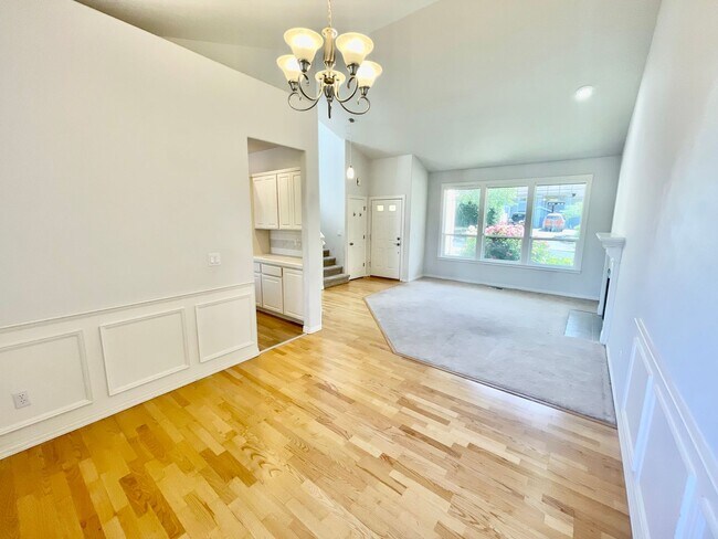 Building Photo - Welcoming 3-Bedroom Home in Prime Tigard L...