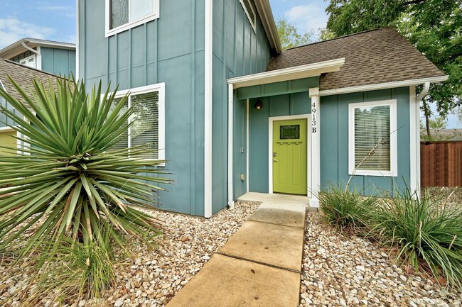 Building Photo - 4913 Sunset Trail