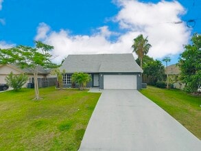 Building Photo - 6048 Garrett St
