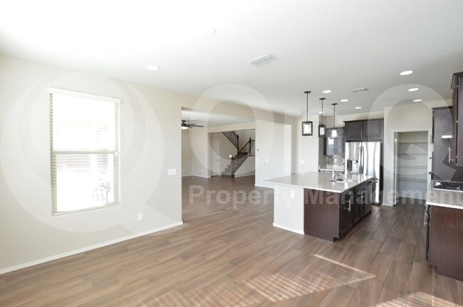 Building Photo - 9677 W Fallen Leaf Ln