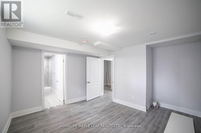 Building Photo - 46 Epsom Downs Dr