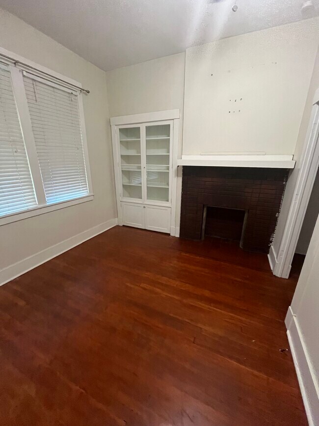 Photo - Center Apartment