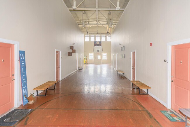 Foto del edificio - Historic Lofts of Waco High