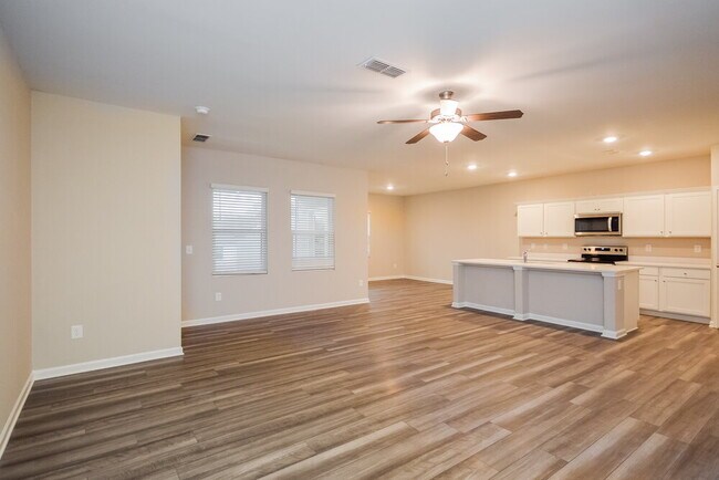 Foto del edificio - 590 Knightsbridge Ln