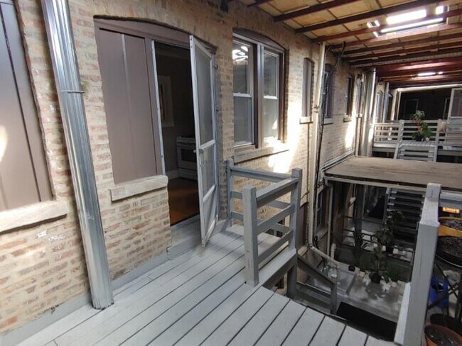 Foto del edificio - 1 bedroom in CICERO IL 60804